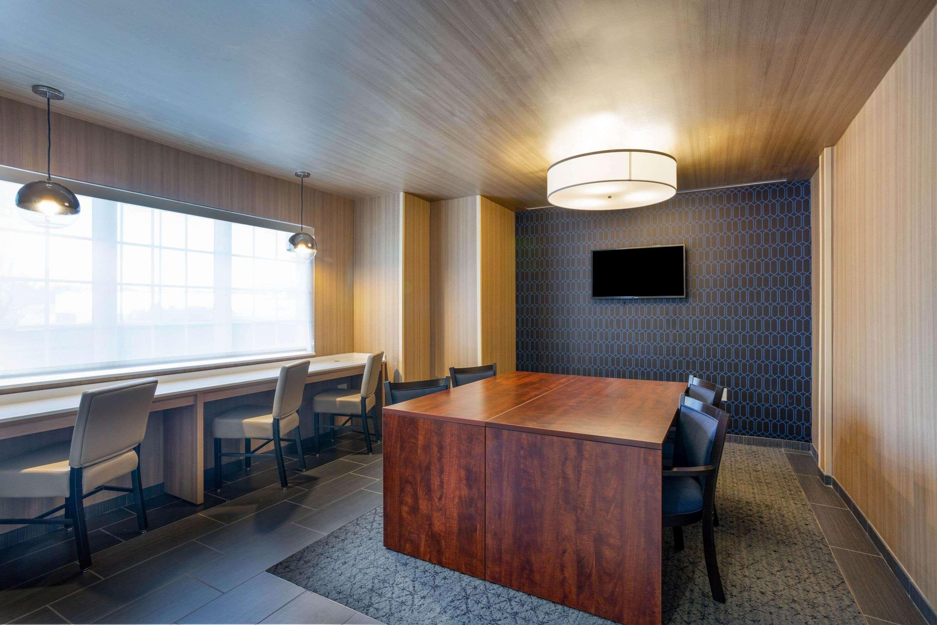 Microtel Inn Suites By Wyndham 南山 外观 照片